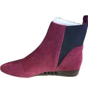 Lucky Brand Womens GIeldo Padded InsolePointed Toe ChelseaBoots - 8 Medium